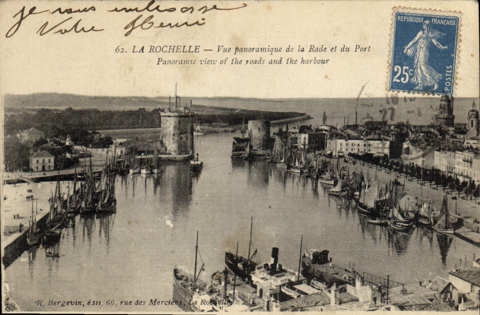 Opinión panorámica de La Rochelle de la POSTAL de la VENDIMIA de los caminos y de los barcos portuarios