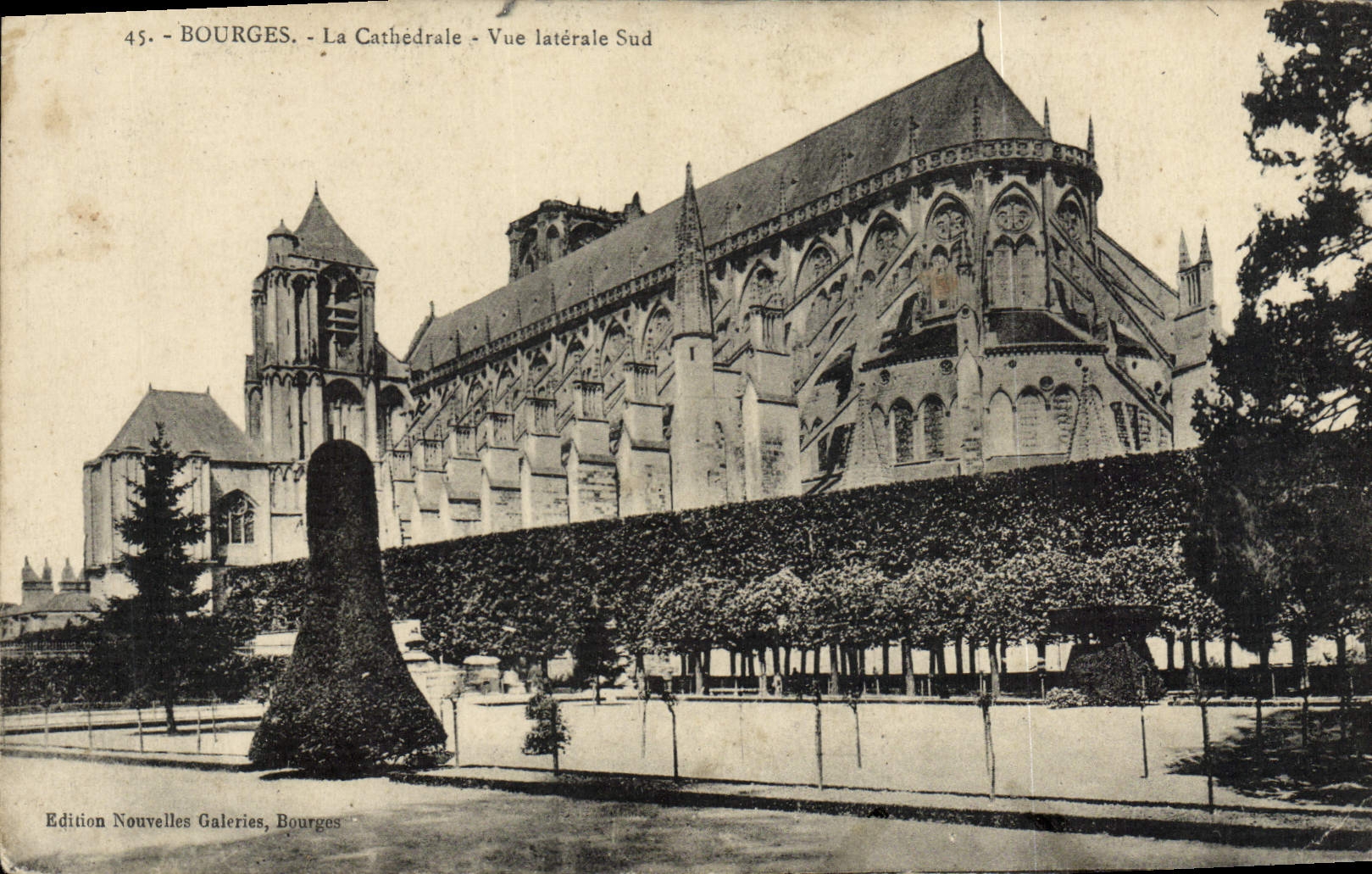 POSTAL Bourges de la VENDIMIA el Iaterale meridional visto catedral