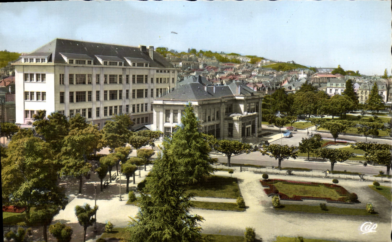 MODERN CARD Brive La Poste and gardens