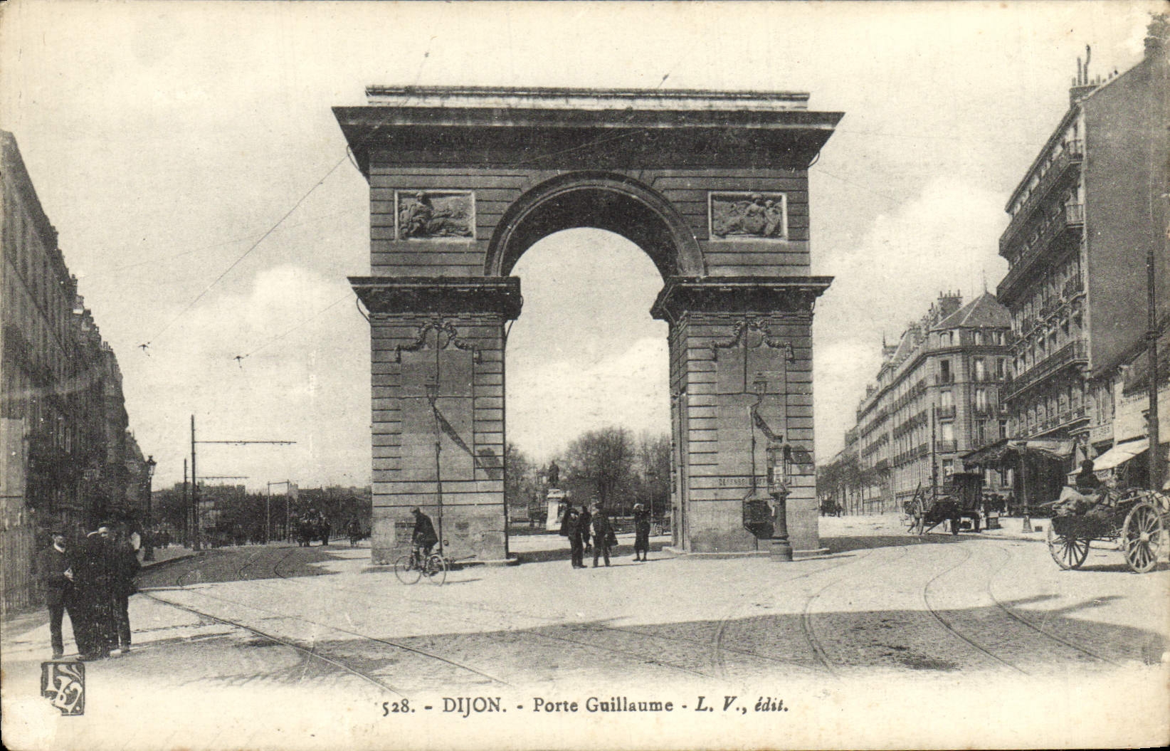 VINTAGE POSTCARD Dijon Carries Guillaume