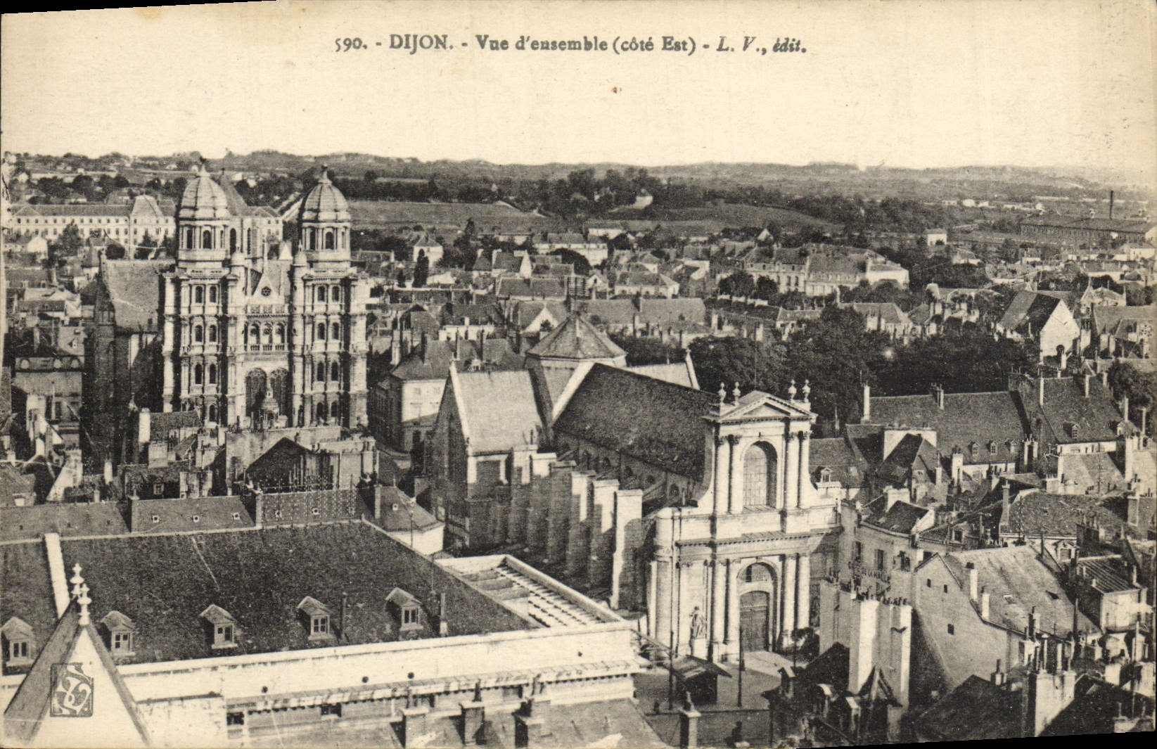 CPA Dijon Vue d'ensemble
