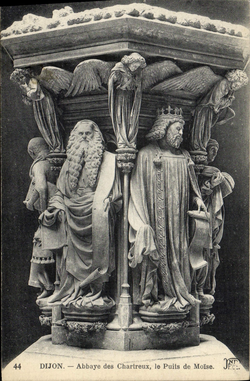 CPA Dijon Abbaye des Chartreux le Puits de Moise Judaica
