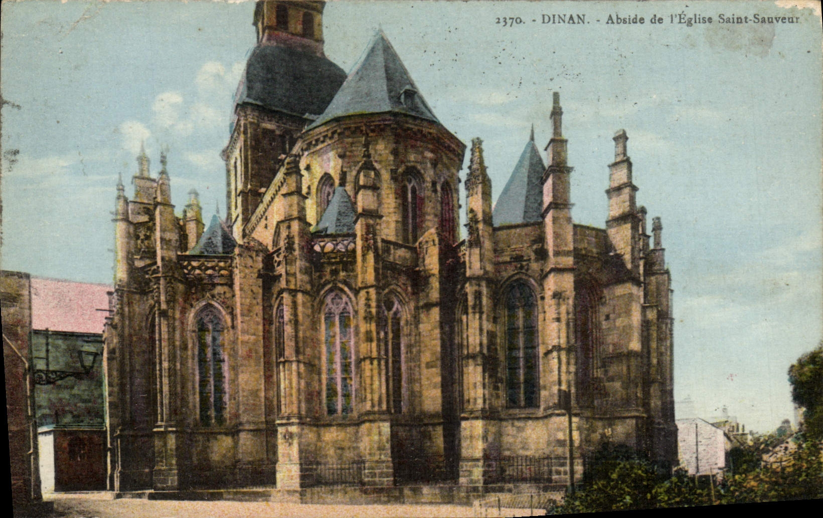 CPA Dinan Abside de I'Eglise Saint Sauveur