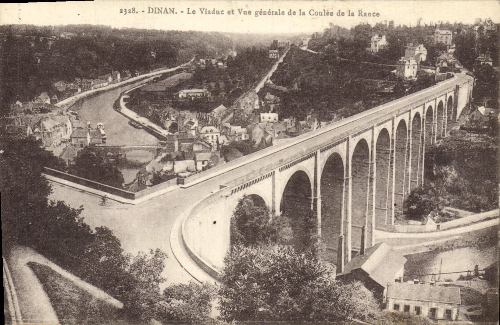 CPA Dinan Le Viaduc et Vue generale de la Coulee de la Rance
