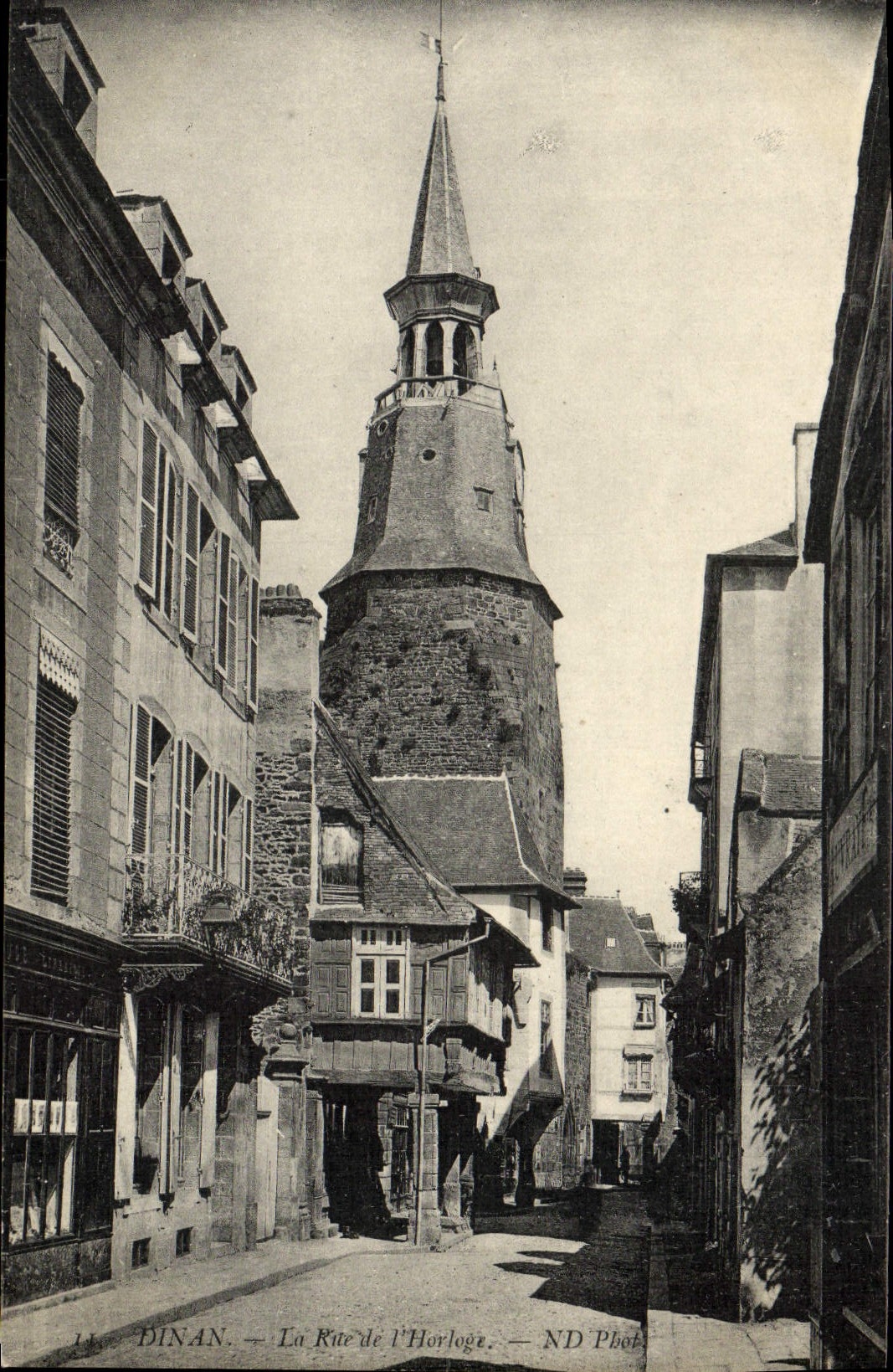 VINTAGE POSTCARD Dinan the street of the Clock
