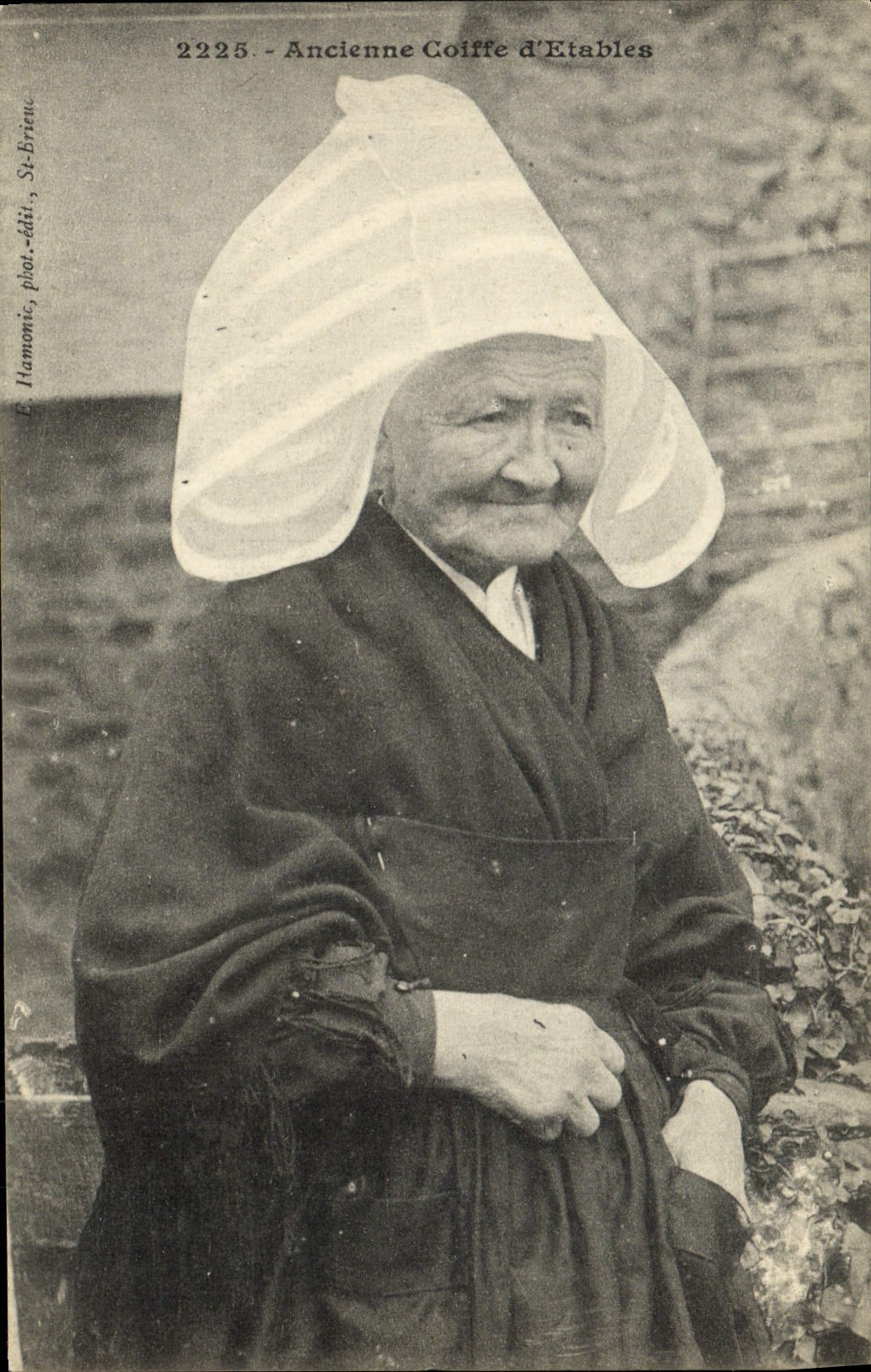 VINTAGE POSTCARD Old cap of Cattle sheds Folklore