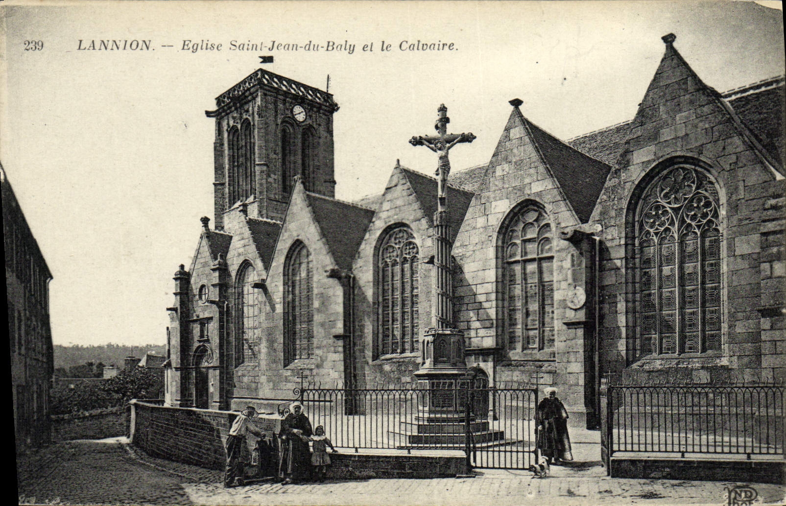 CPA Lannion Eglise Saint Jean du Baly (animee)