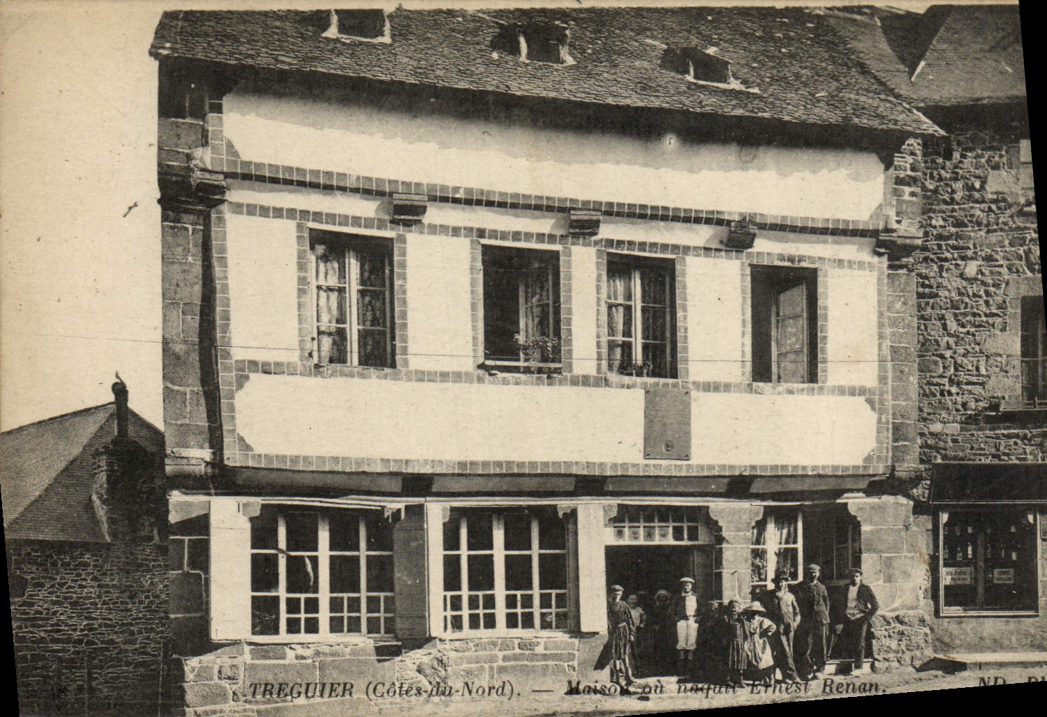 CPA Treguier Maison Ernest Benan