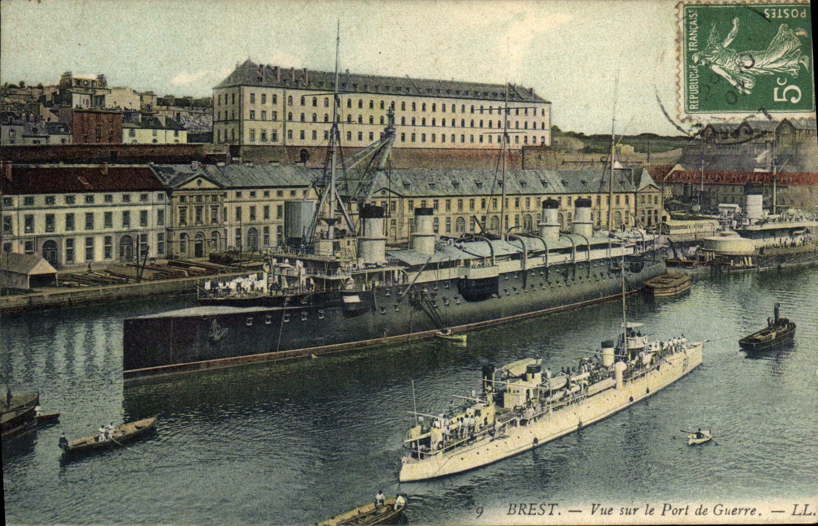 VINTAGE POSTCARD Brest Seen On the Wearing Of War Boats