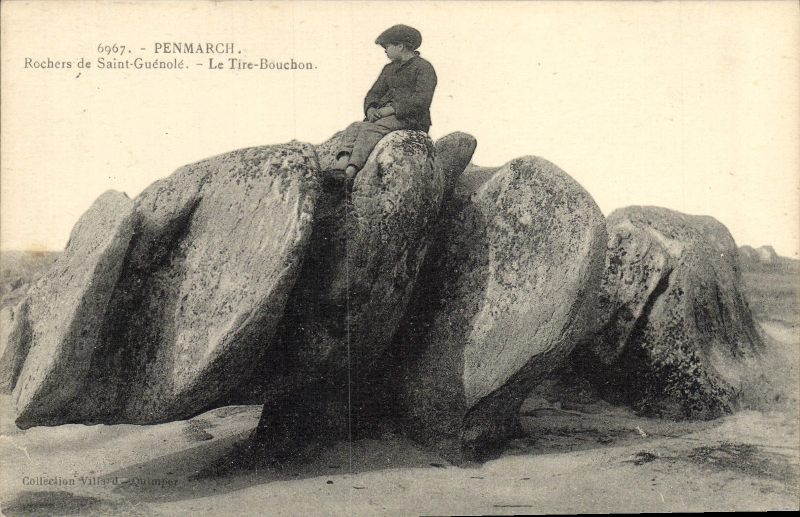 VINTAGE POSTCARD Penmarch Rochers Of Guenole Saint draws It Bouchon Child