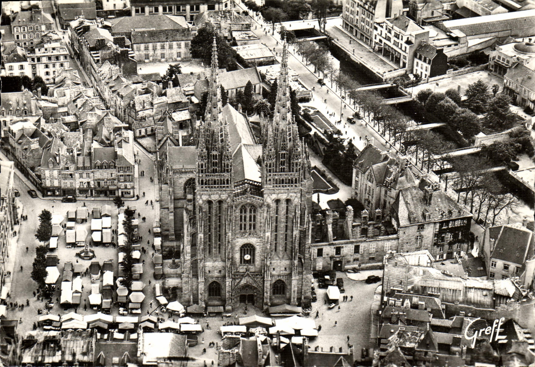 MODERN CARD In Bretange Quimper Seen air of the Cathedral and the river I' Odet