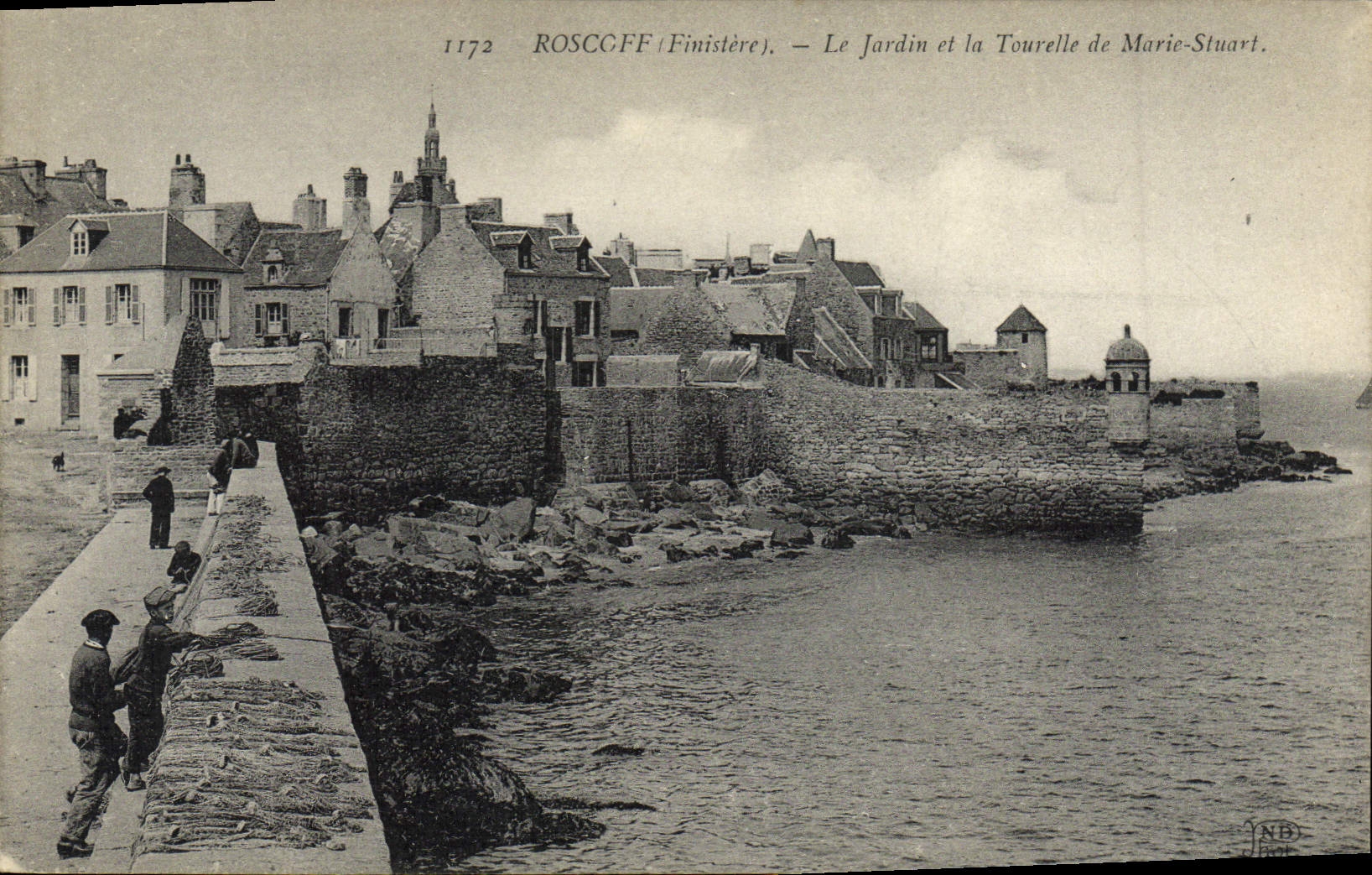 VINTAGE POSTCARD Roscoff the Garden and the Turret of Marie Stuart Children