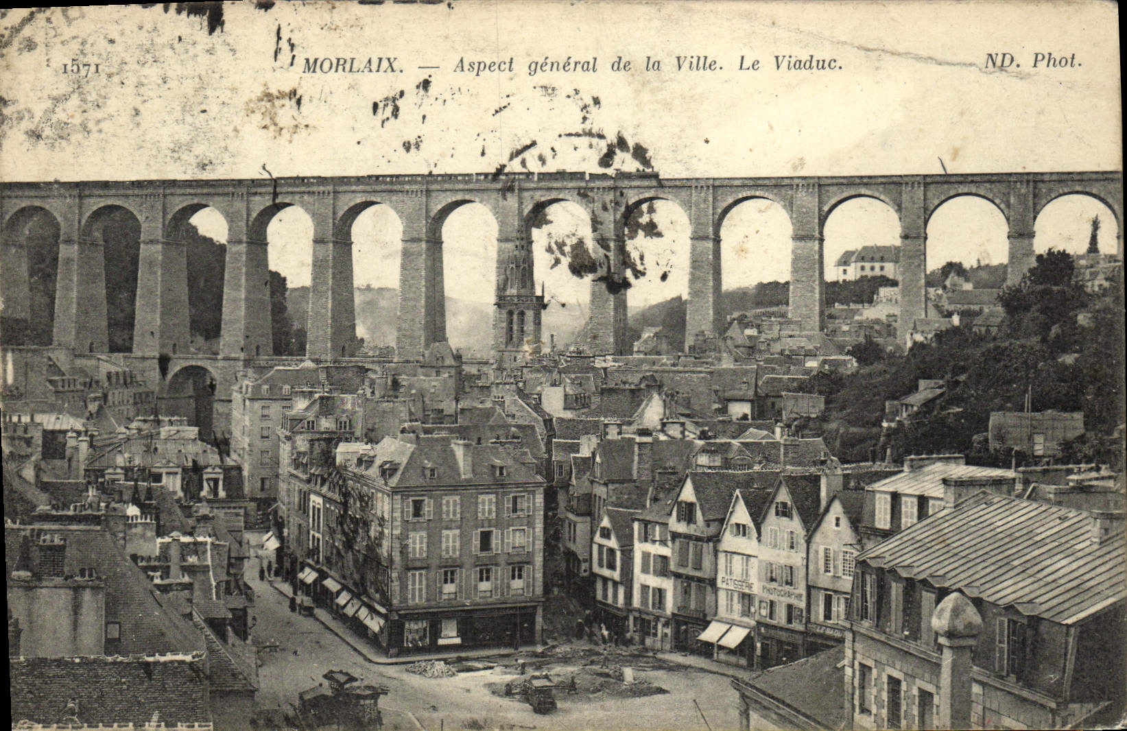 VINTAGE POSTCARD Morlaix general Aspect of the City the viaduct