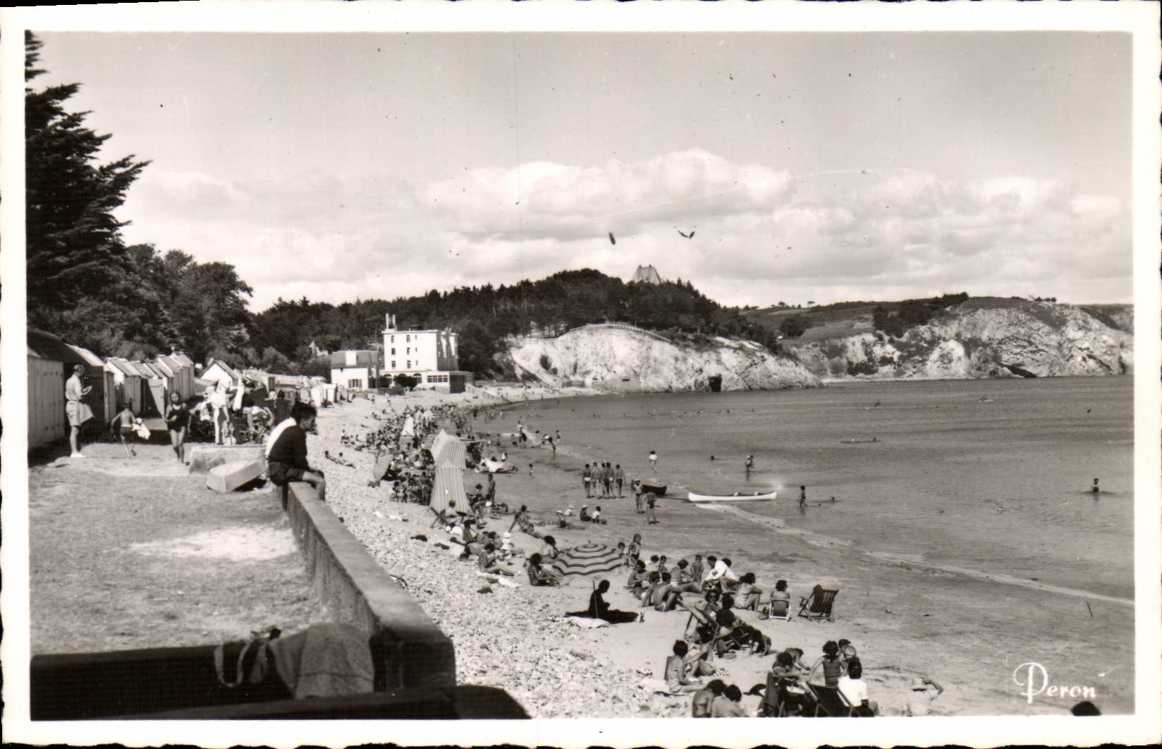 MODERN CARD Morgat the Beach