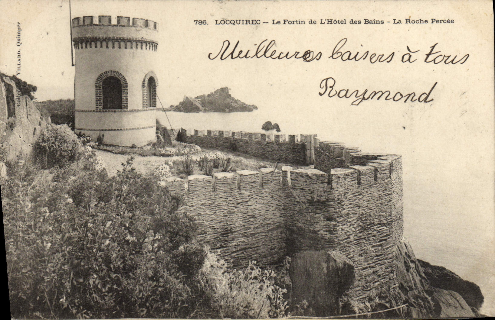 POSTAL Locquirec de la VENDIMIA Fort del hotel de los baños la roca agujereada