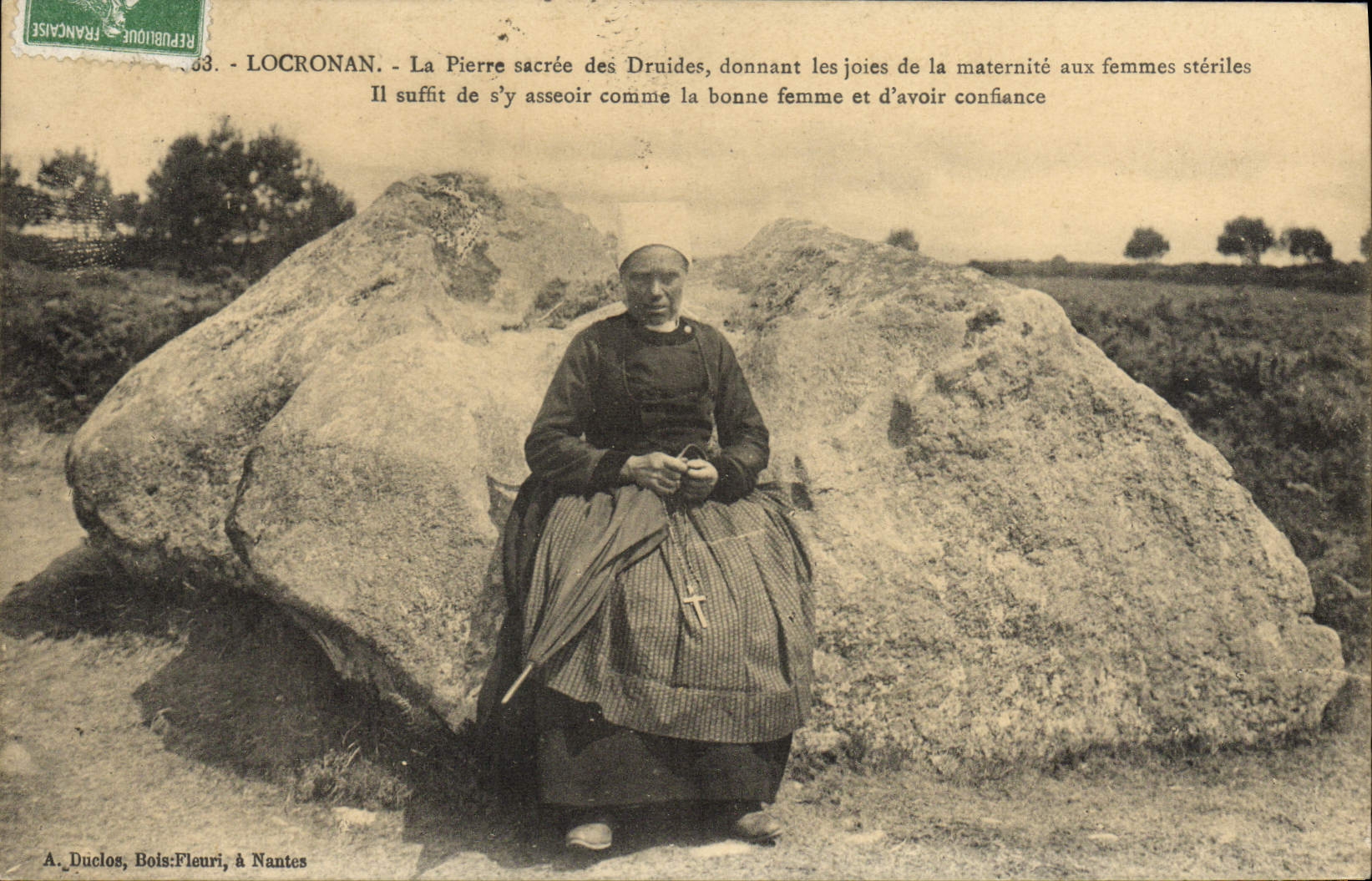 VINTAGE POSTCARD Locronan Pierre sacree of the Druids giving to joys of maternity to the sterile women Woman Folklore