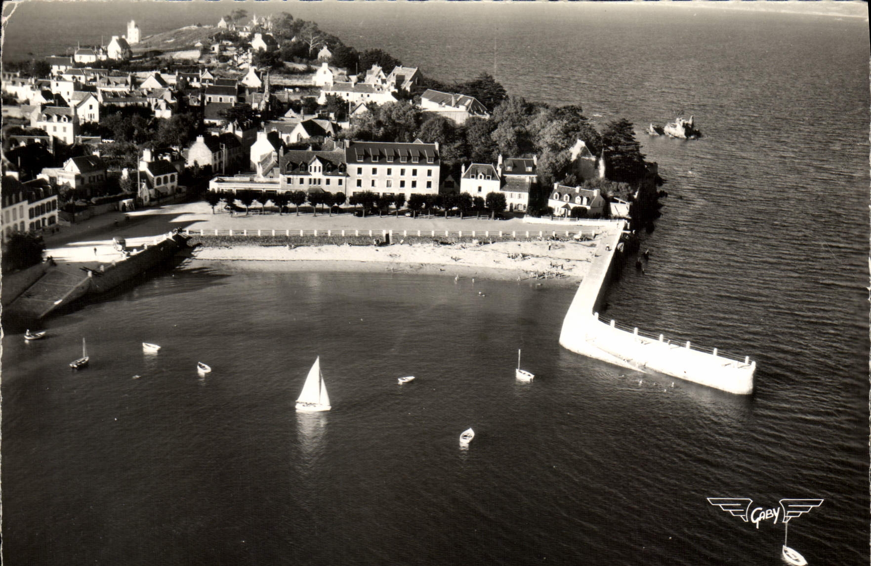 MODERN CARD Locquirec the Port