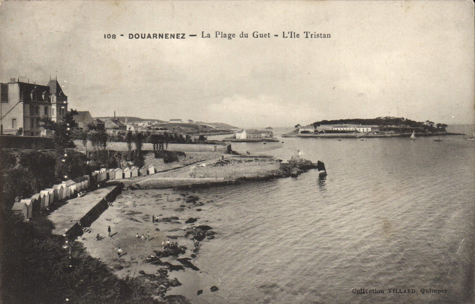 VINTAGE POSTCARD Douarnenez the Beach of Guet the IE Tristan