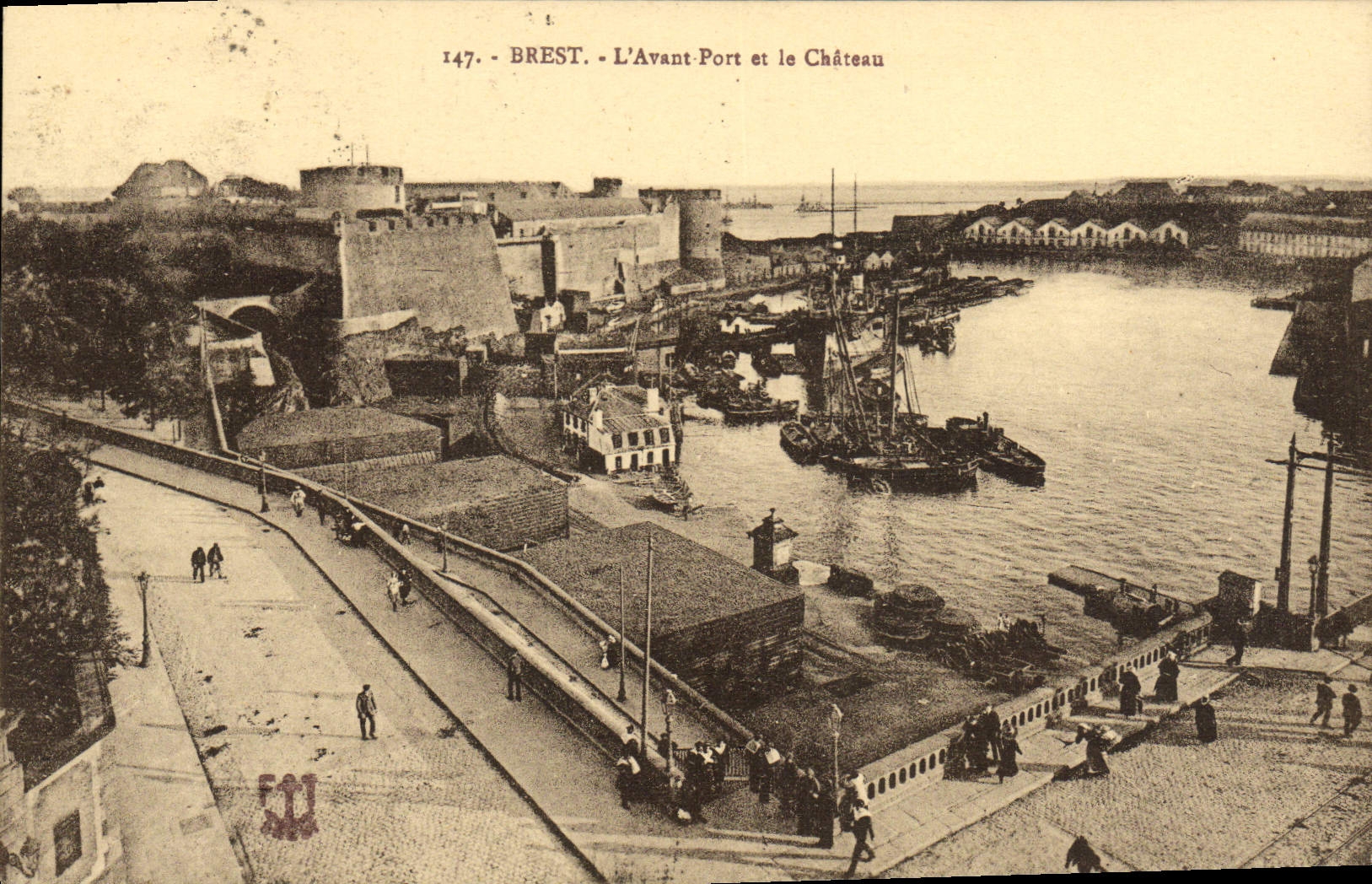 POSTAL Brest de la VENDIMIA antes del puerto y de los barcos del castillo