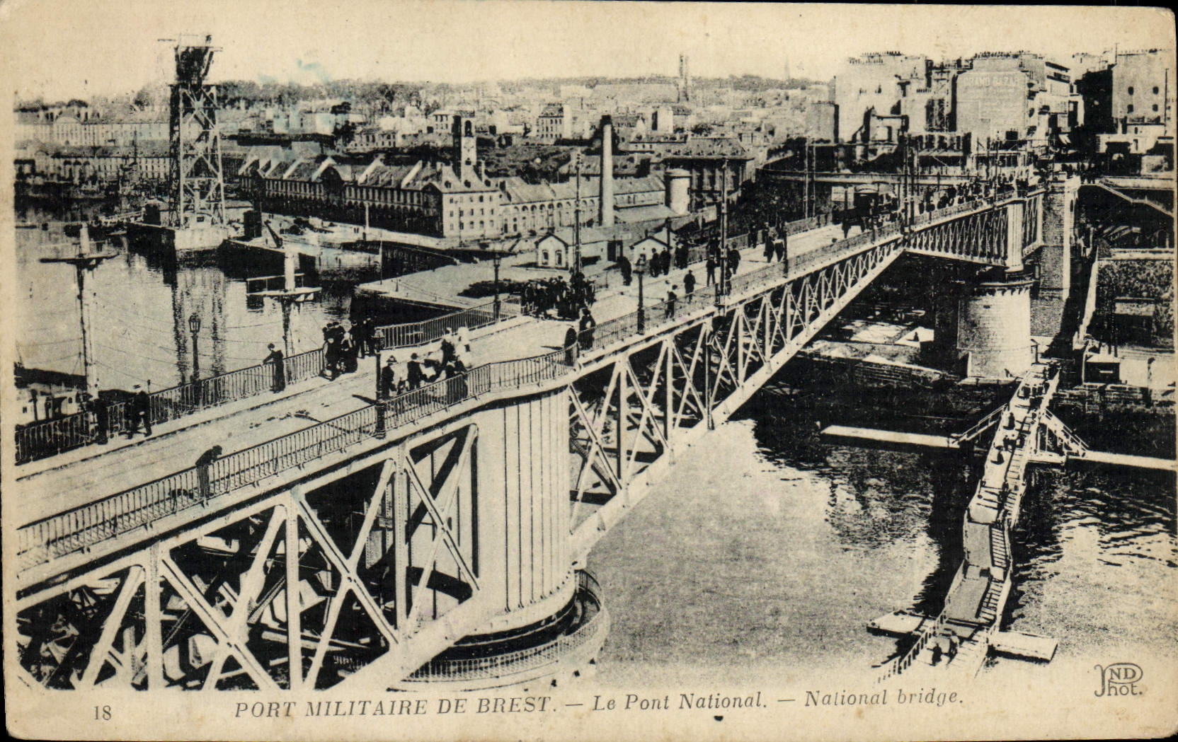 CPA Port Militaire De Brest Le Pont National