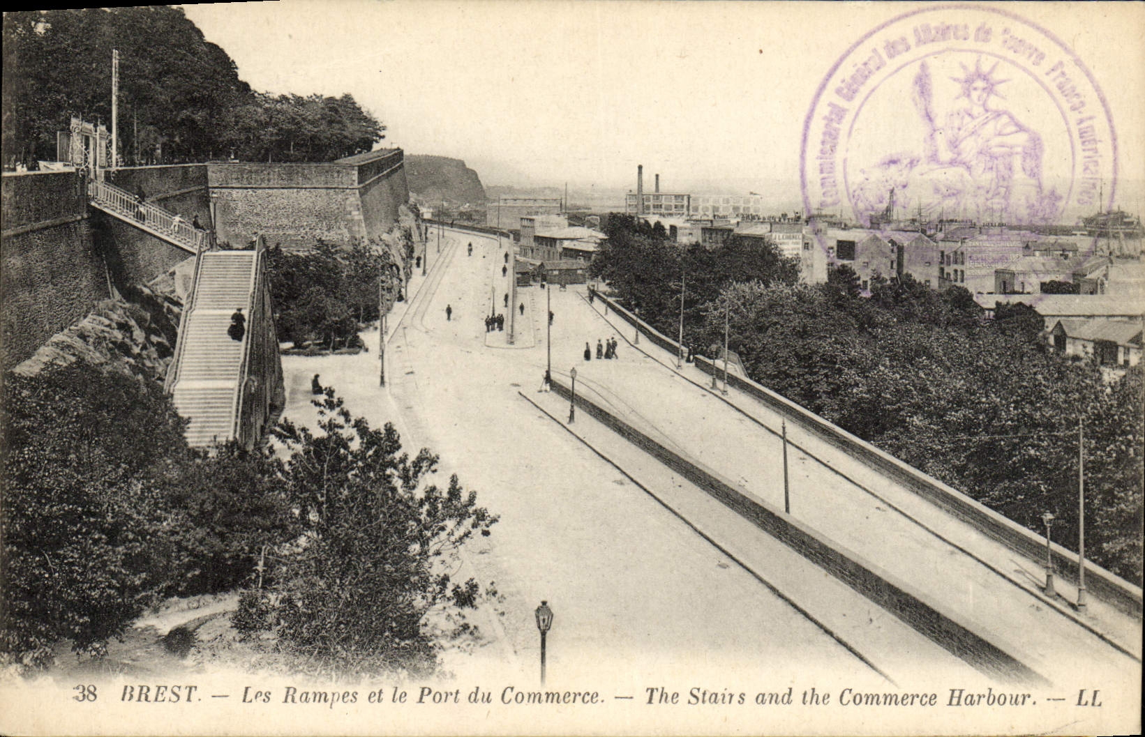 CPA Brest Les rampets et le Port du Commerce