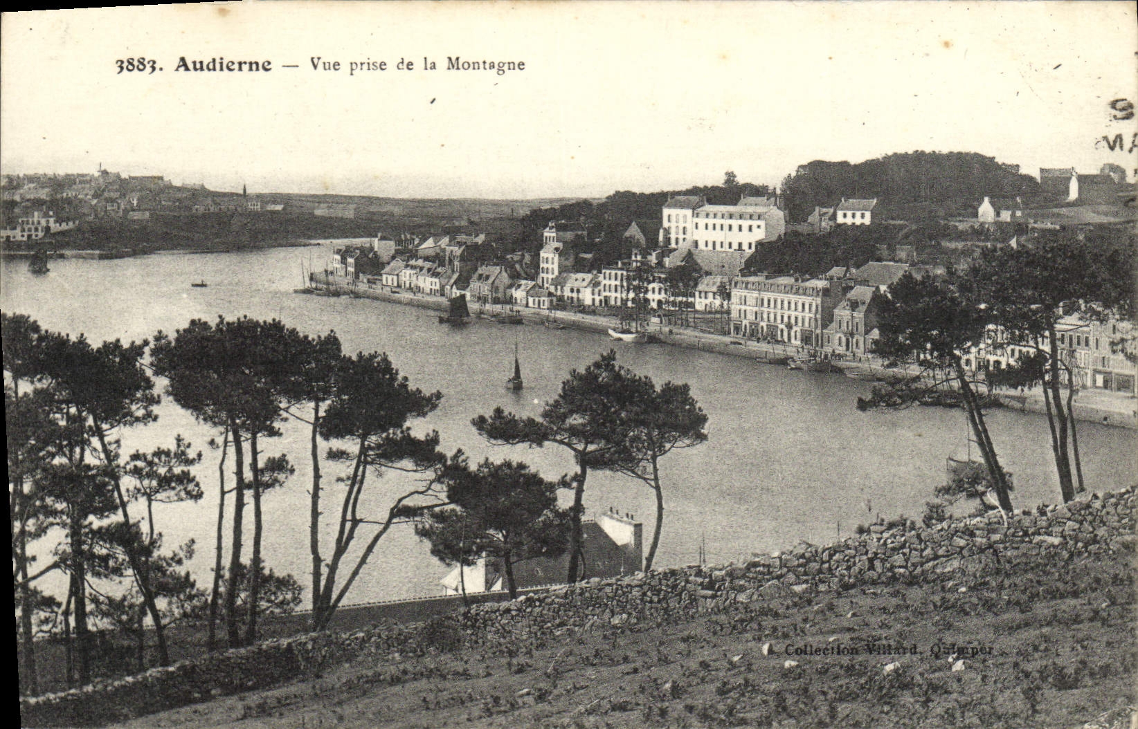 CPA Audierne Vue prise de la Montagne