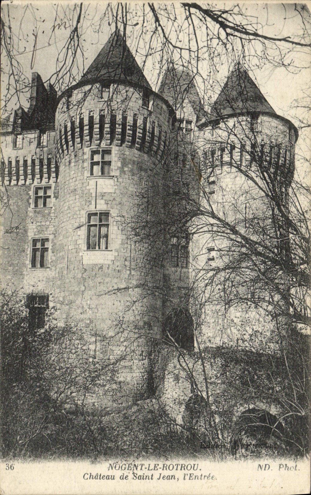 CPA Nogent Le Rotrou Chateau De Saint Jean L'Entree