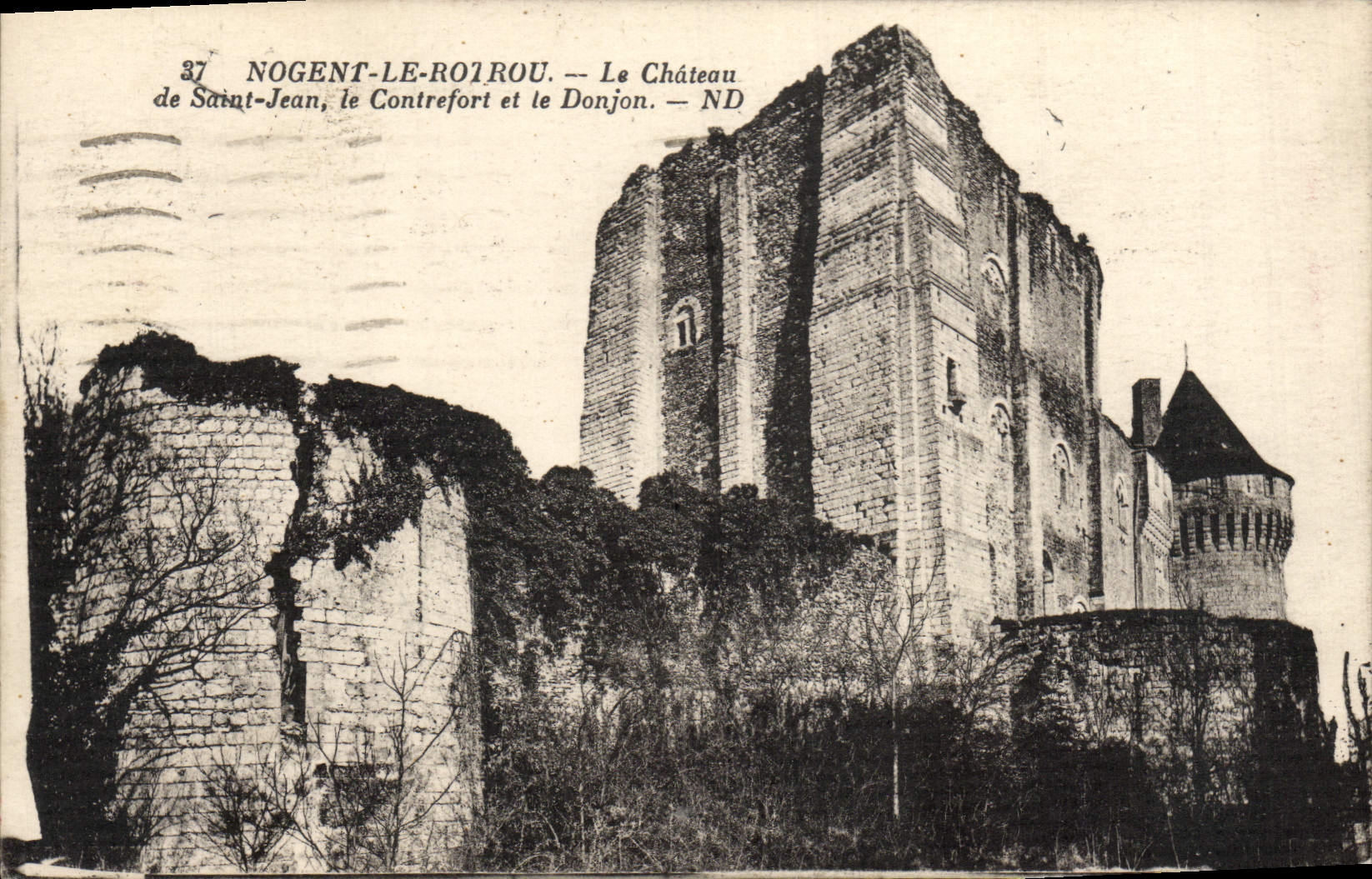 CPA Nogent Le Rotrou Le Chateau De Saint Jean Le Contrefort Et Le Donjon