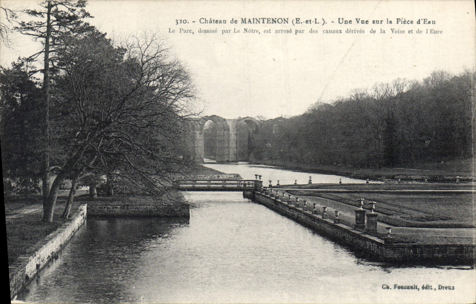 POSTAL Castle De Maintenon de la VENDIMIA una vista en la pieza del agua