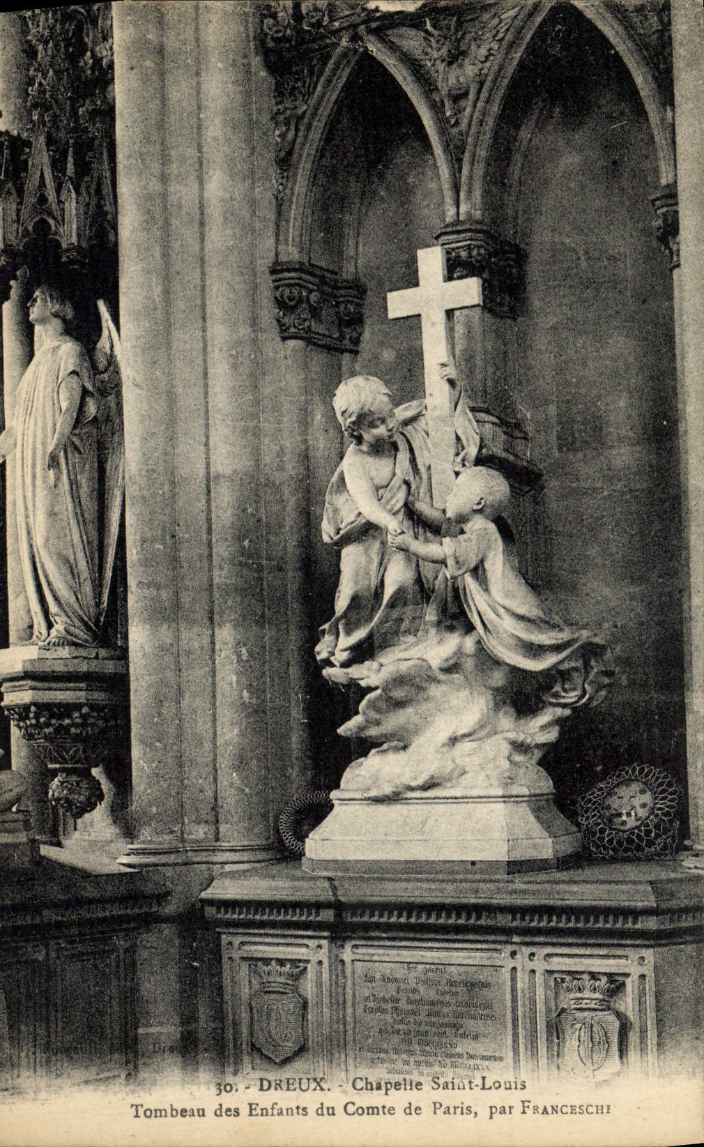 CPA Dreux Chapelle Saint Louis Tombeau Des Enfants Du Comte De Paris Par Franceschi