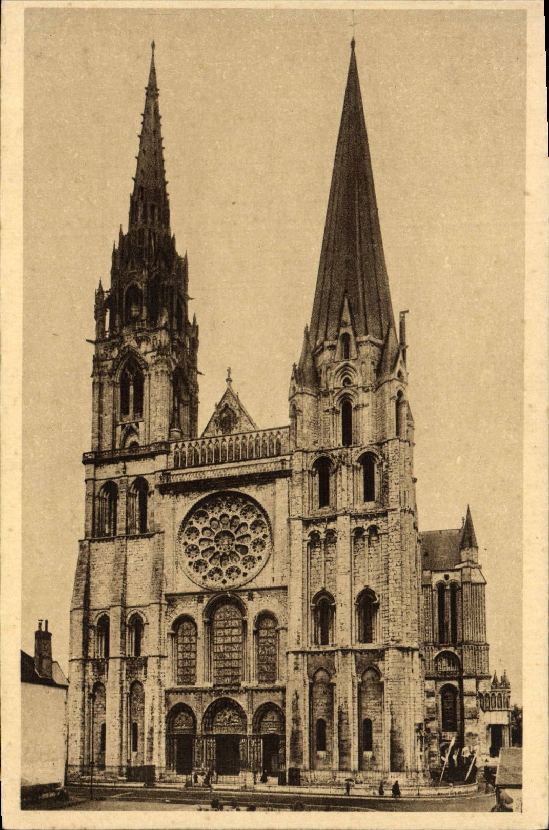 CPA Chartres La Cathedrale