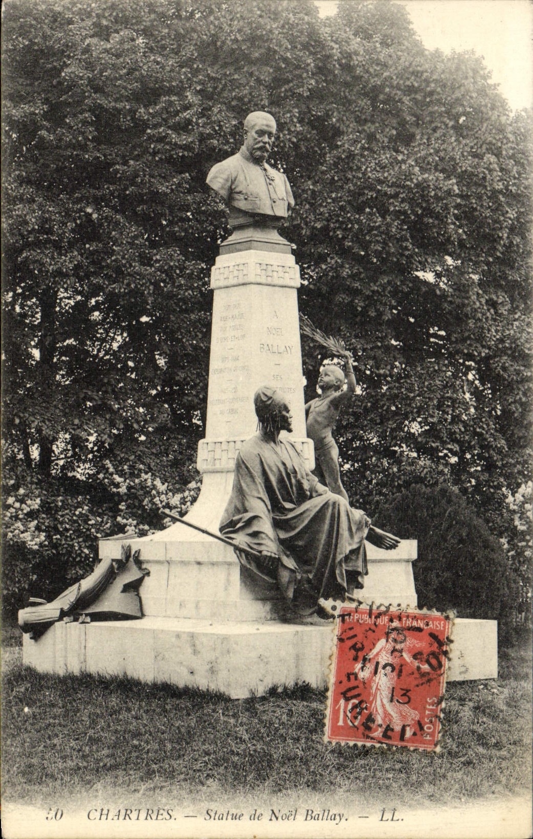 CPA Chartres Statue De Noel Ballay