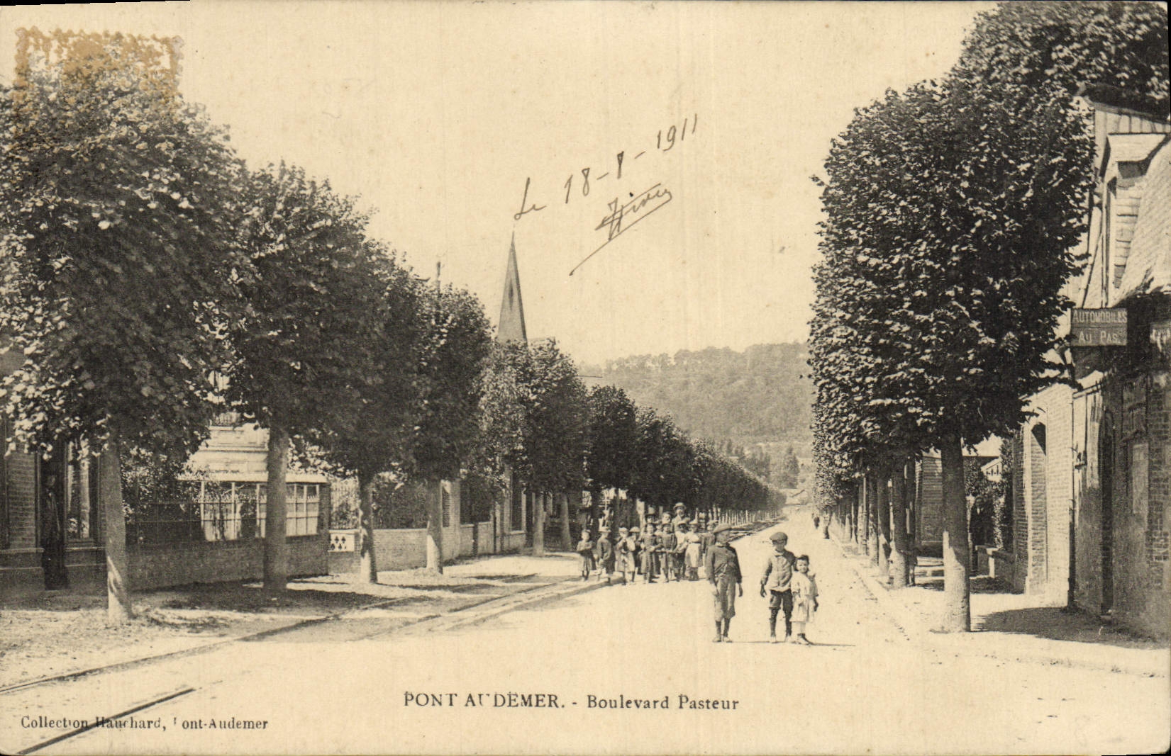 VINTAGE POSTCARD Bridge Audemer Boulevard Pasteur Children
