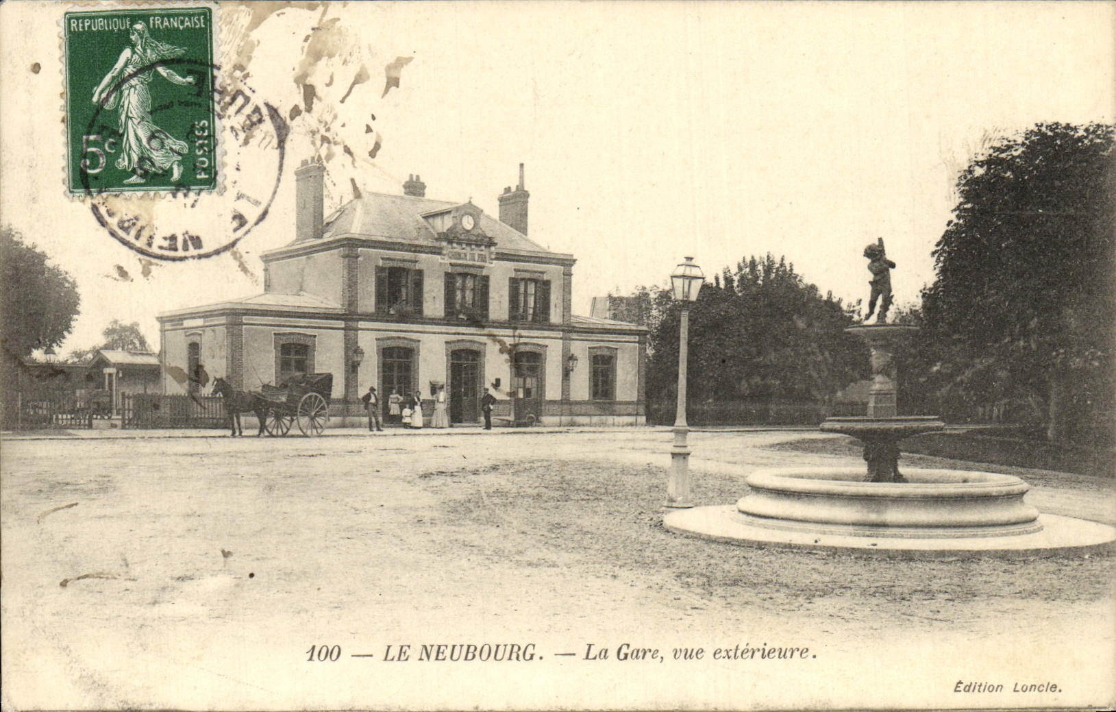 VINTAGE POSTCARD Neubourg Train station Seen External