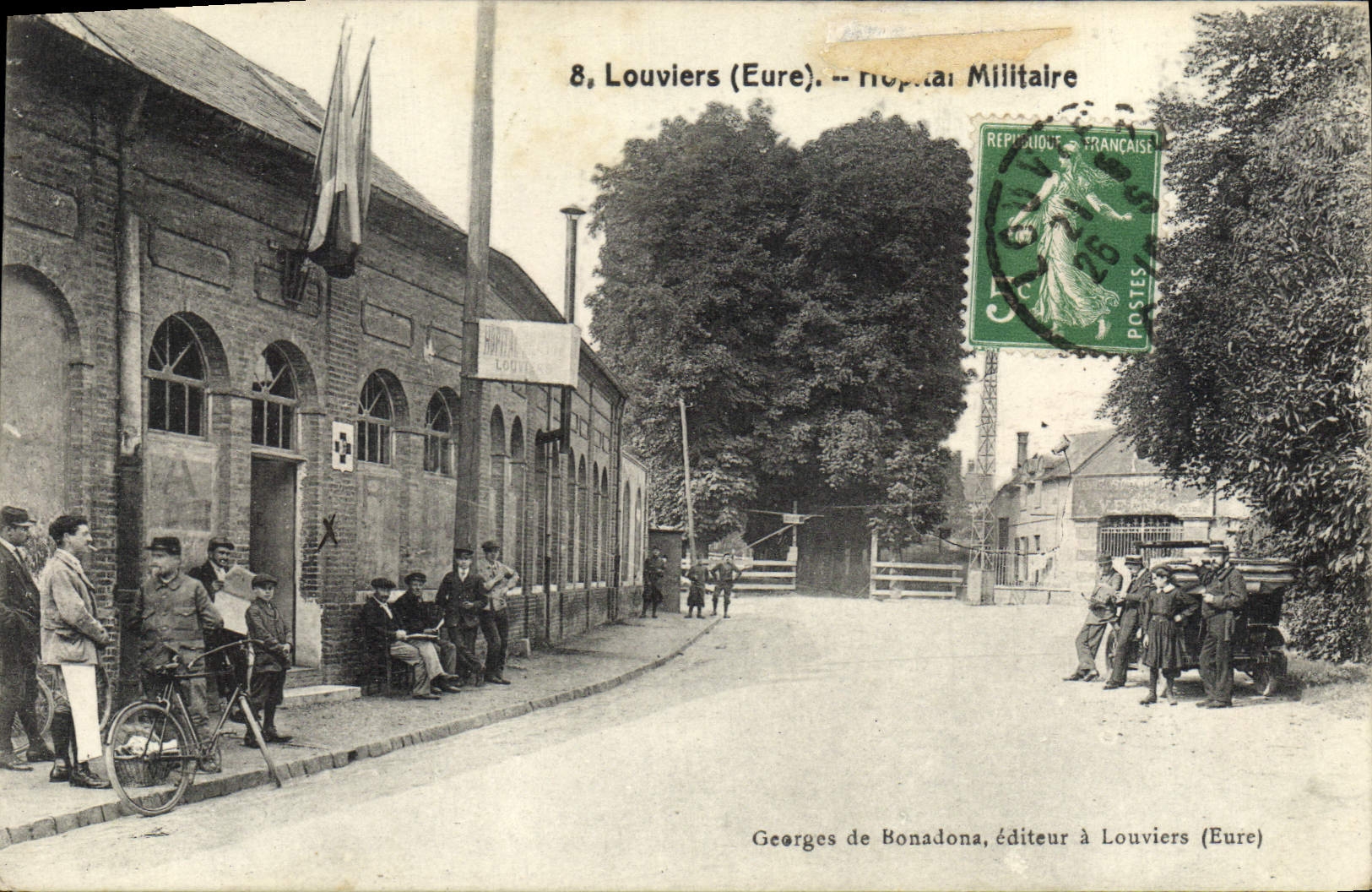 VINTAGE POSTCARD Louviers Militaria Military hospital