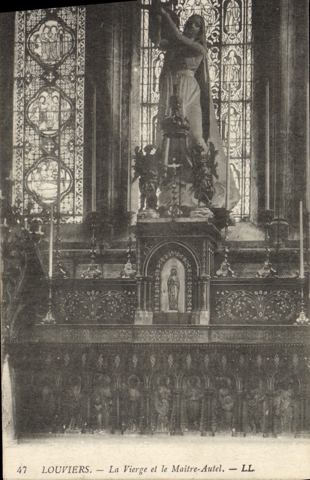 La POSTAL Louviers de la VENDIMIA la Virgen y el horno principal tiende un puente sobre