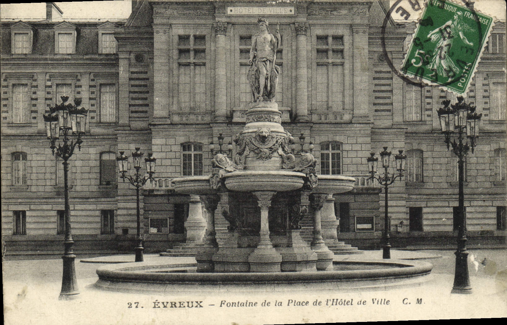 Fuente de Evreux de la POSTAL de la VENDIMIA del lugar del ayuntamiento