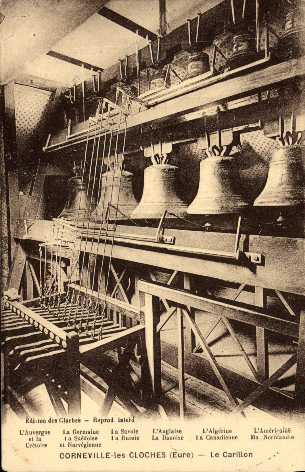 CPA Corneville Les Cloches Le Carillon