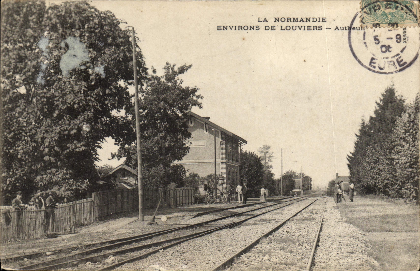CPA La Normandie Environs de Louviers Autheuil Gare