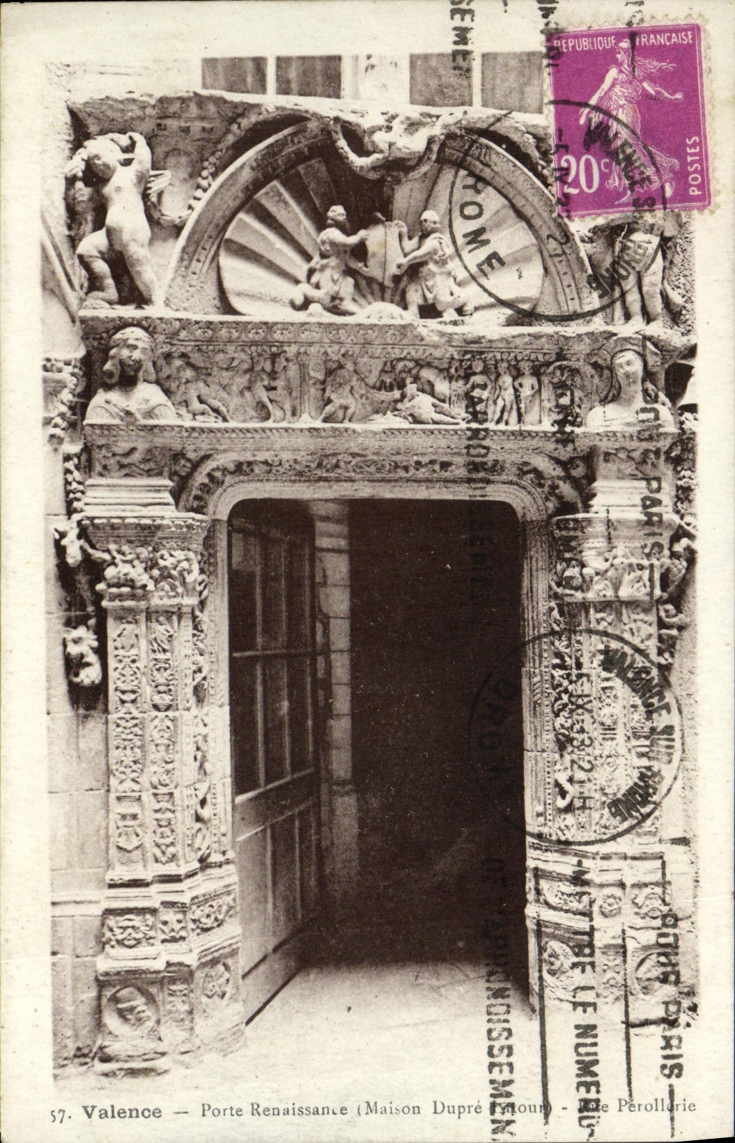 La valencia de la POSTAL de la VENDIMIA lleva Renacimiento