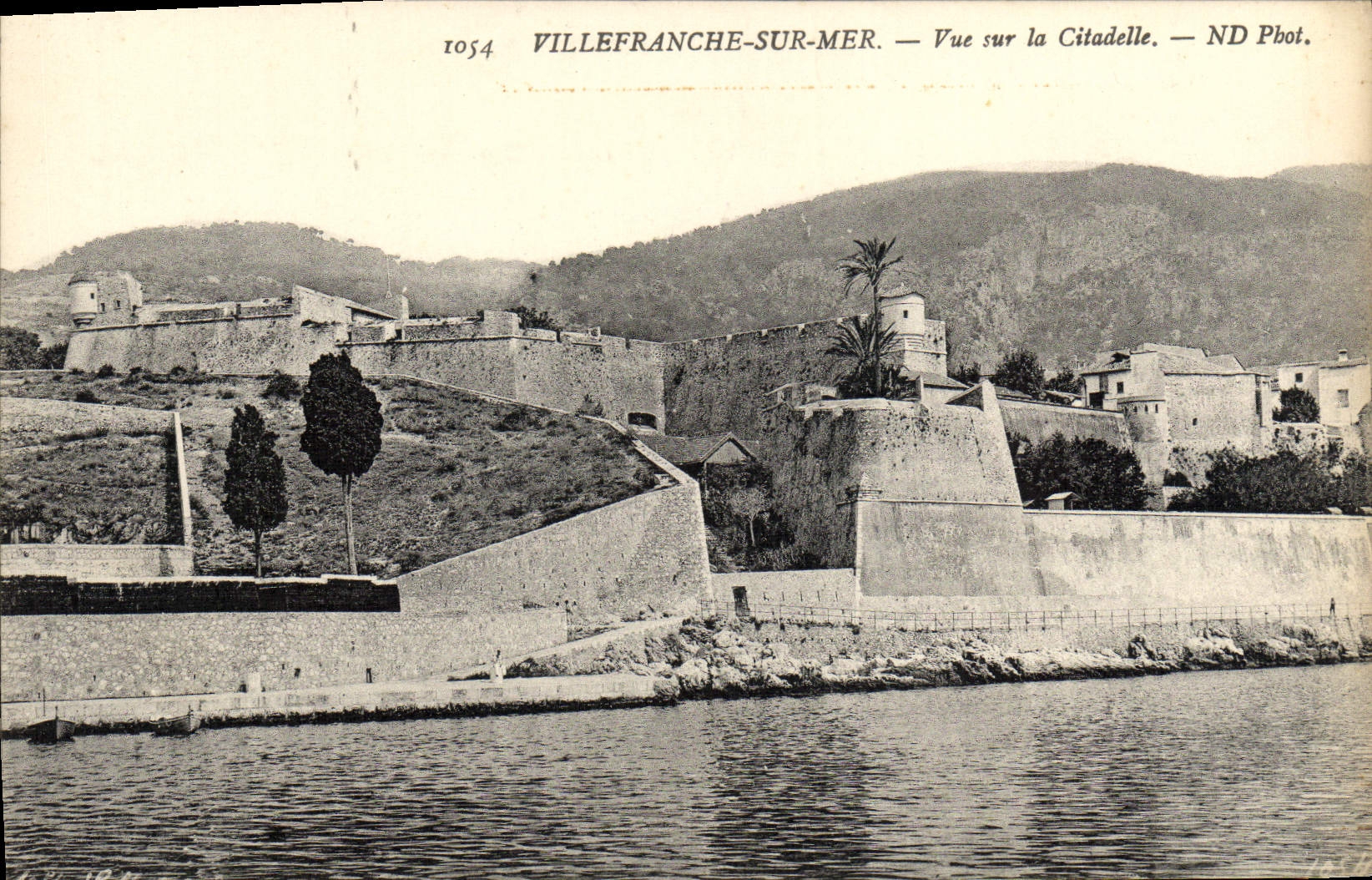 CPA Villefranche Sur Mer Vue sur la Citadelle