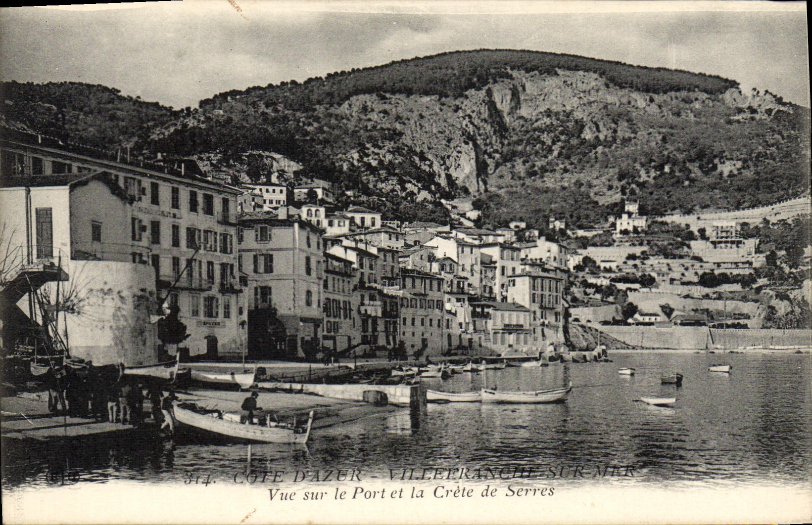 CPA Cote D'Azur Villefranche sur mer Vue sur le Port et la Crete de Serres