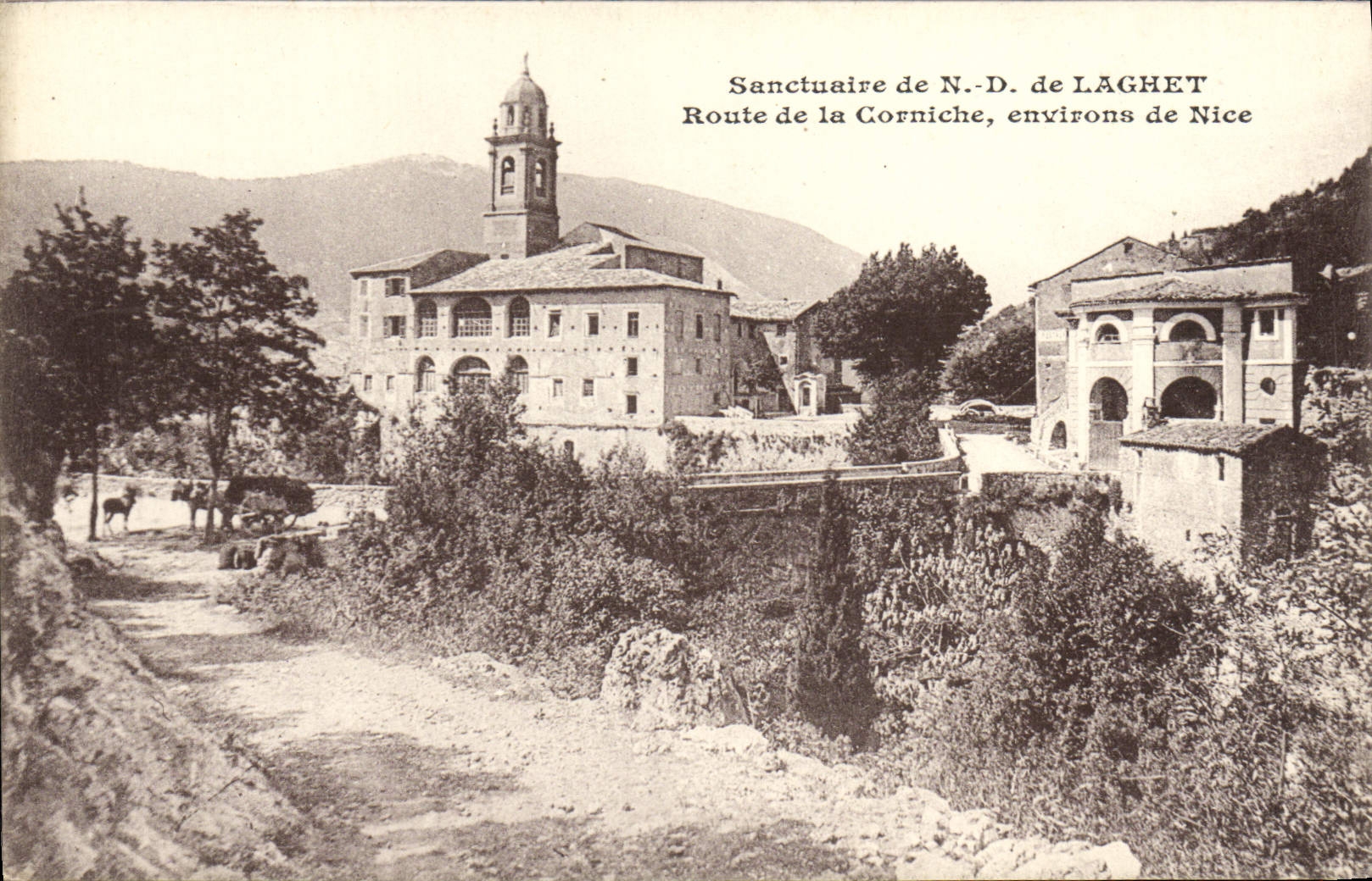 Santuario de la POSTAL de la VENDIMIA del ND del camino de Laghet de los alrededores de la cornisa de Niza