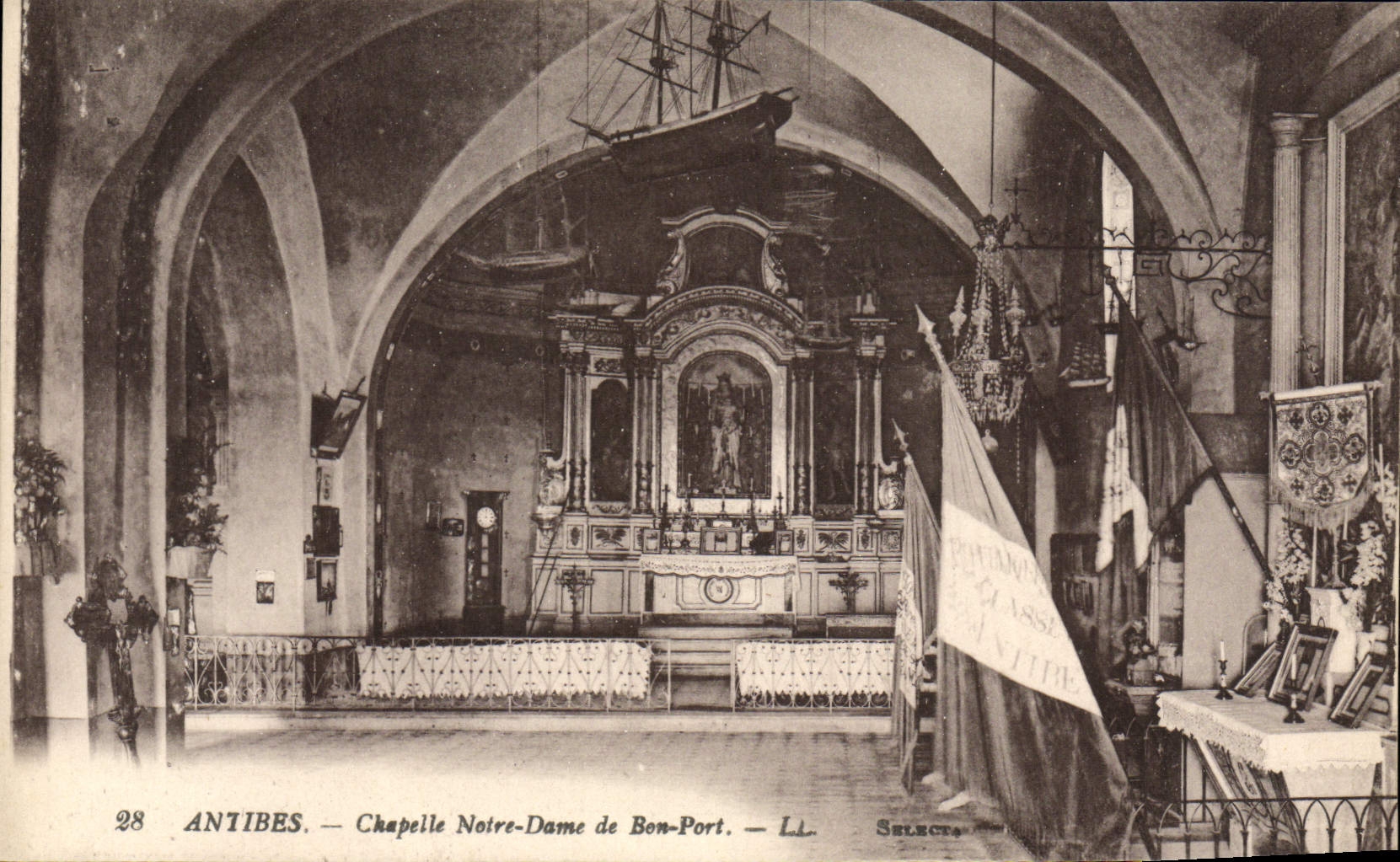 CPA Antibes Chapelle Notre Dame de Bon Port