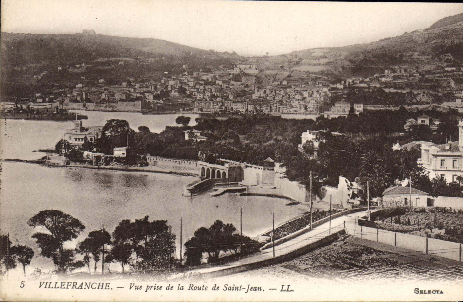 VINTAGE POSTCARD Villefranche Seen from of the Road of Jean Saint