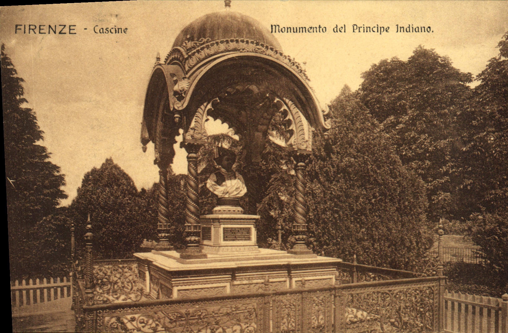 CPA Firenze Cascine Monumento del Principle Indiano