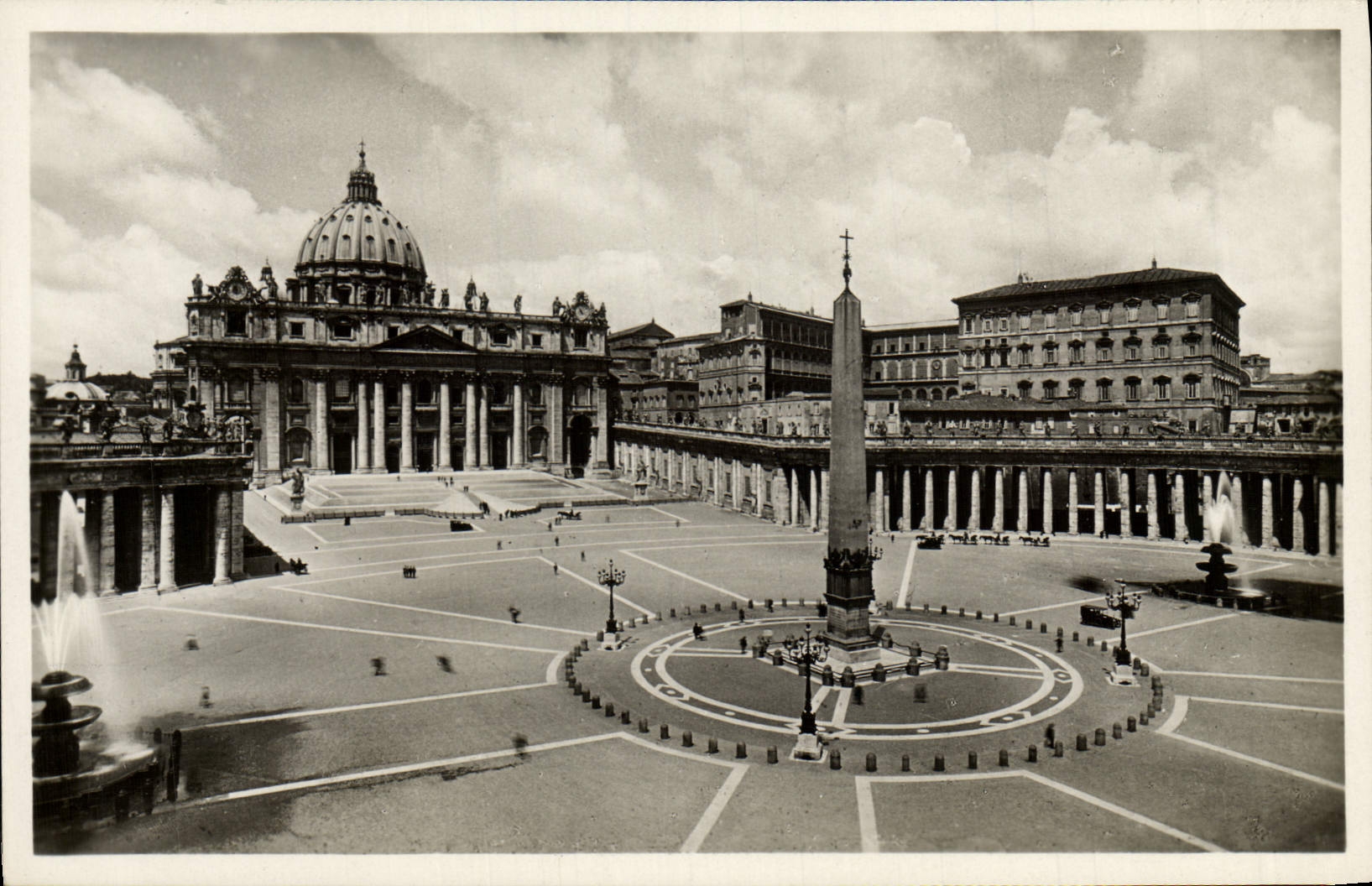 POSTAL Citta Del Vaticano Plazza E Basilica Di S Pedro de la VENDIMIA