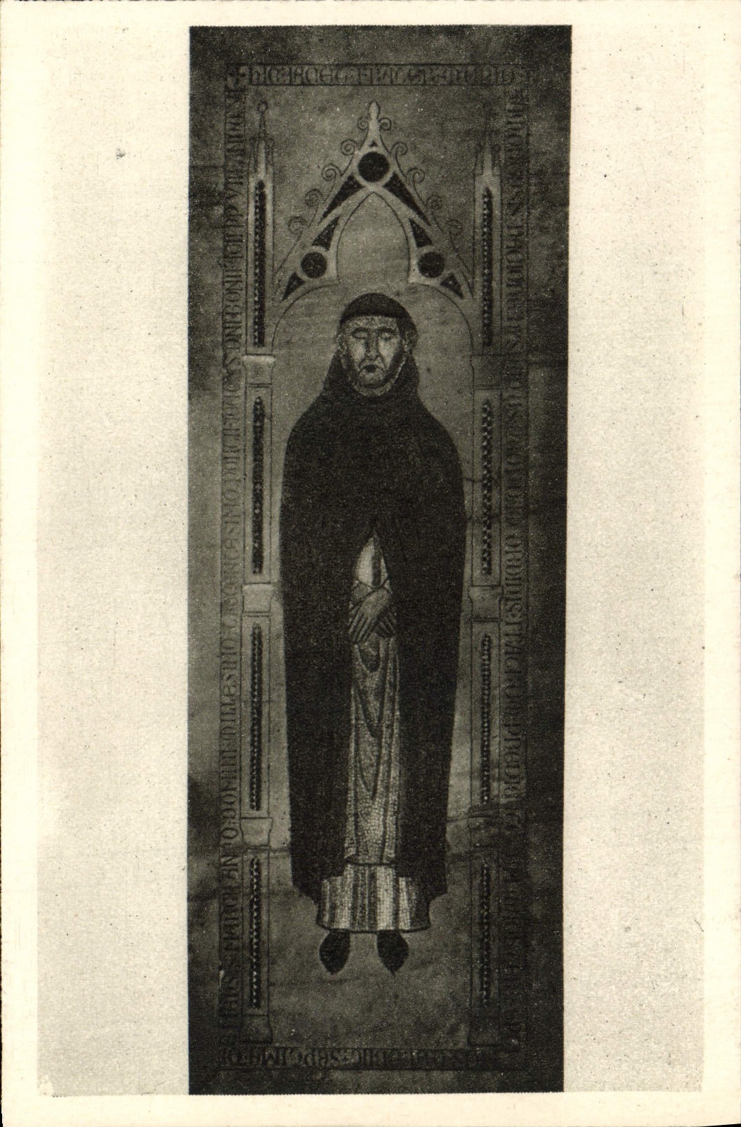 CPA Basilica S Sabina Roma Lastra tombale di Fra Munoz da Zamora