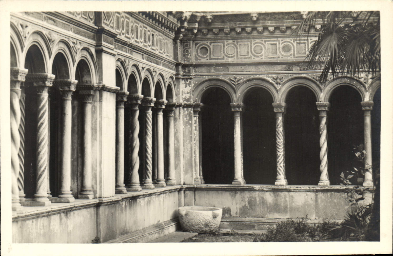 CPA Roma Basilica Di S Giovanni In Laterano Farticolare Del Chiostro