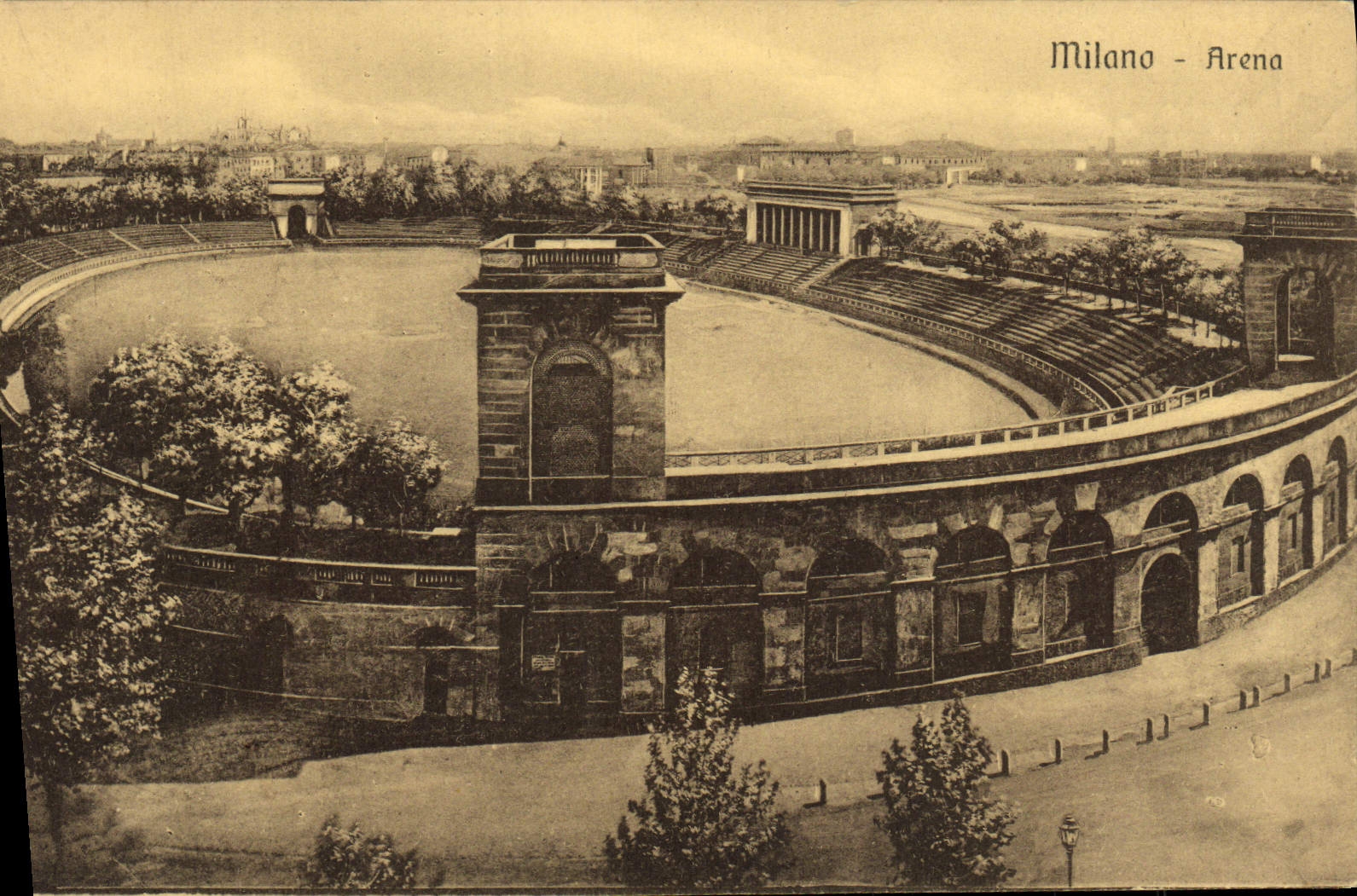 VINTAGE POSTCARD Milano Arena
